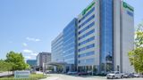 Holiday Inn Cleveland Clinic Exterior