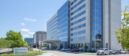 Holiday Inn Cleveland Clinic Exterior