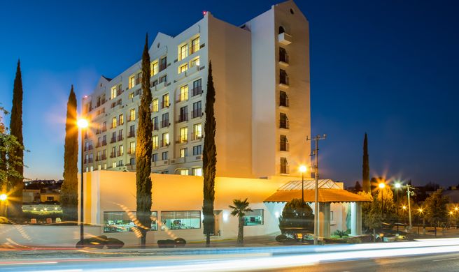 Fiesta Inn Chihuahua Exterior