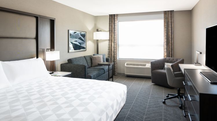 Holiday Inn Boston Logan Airport-Chelsea Room