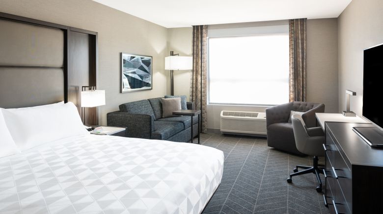 <b>Holiday Inn Boston Logan Airport-Chelsea Room</b>. Images powered by <a href="https://www.leonardoworldwide.com/" title="Leonardo Worldwide" target="_blank">Leonardo</a>.