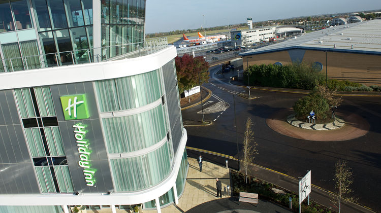 Holiday Inn Southend Lobby
