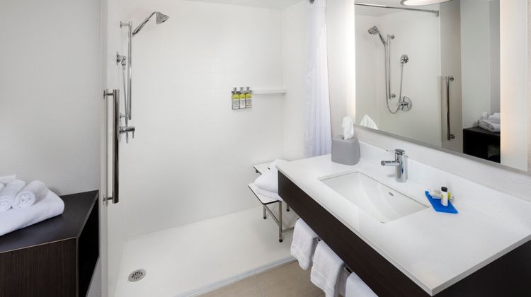 Holiday Inn Express Middlesboro Room