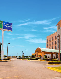 Holiday Inn Express Silao Bajio Airport