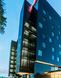 Courtyard by Marriott Bogota Airport