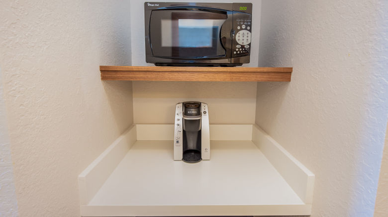 <b>Holiday Inn Express Room</b>. Images powered by <a href="https://www.leonardoworldwide.com/" title="Leonardo Worldwide" target="_blank">Leonardo</a>.