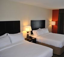 Holiday Inn Express Salem Room