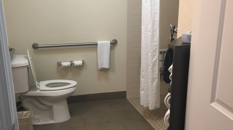 Candlewood Suites Woodward Room