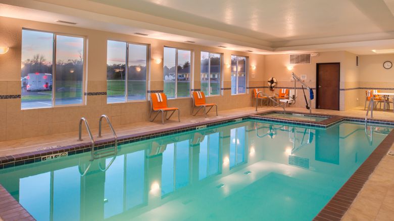 <b>Holiday Inn Express & Suites Pittsburg Pool</b>. Images powered by <a href="https://www.leonardoworldwide.com/" title="Leonardo Worldwide" target="_blank">Leonardo</a>.