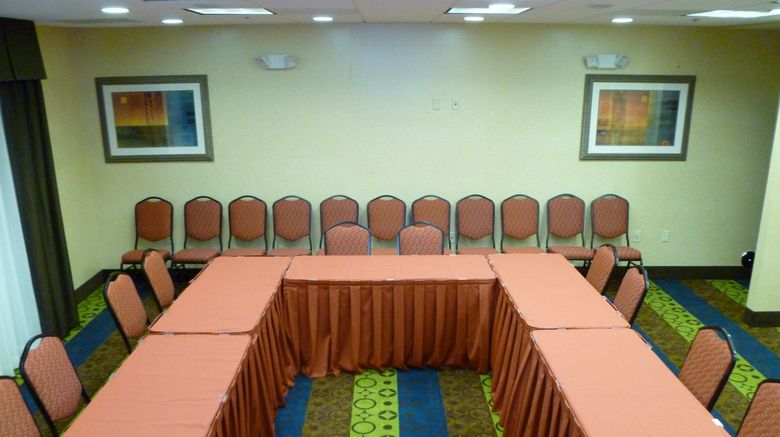 <b>Holiday Inn Express Hotel & Suites Meeting</b>. Images powered by <a href="https://www.leonardoworldwide.com/" title="Leonardo Worldwide" target="_blank">Leonardo</a>.