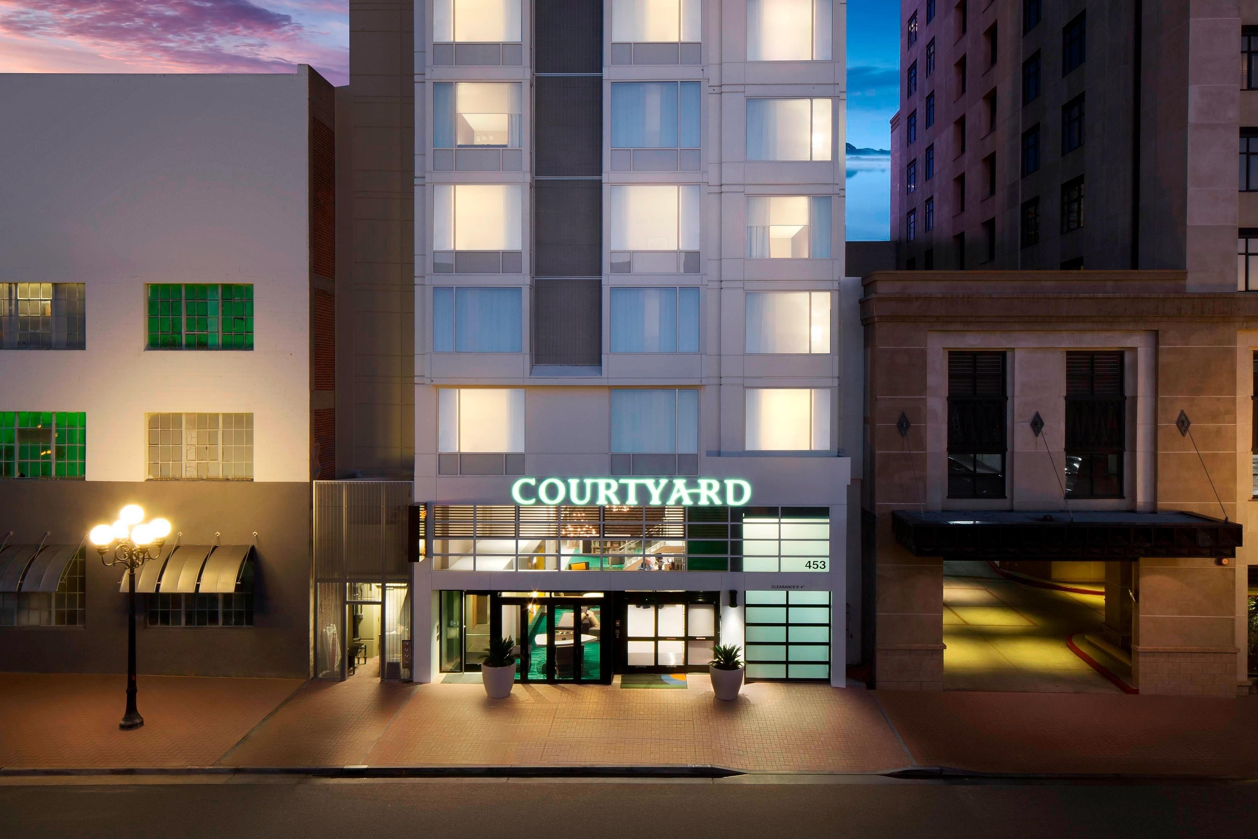 Courtyard gaslamp sales