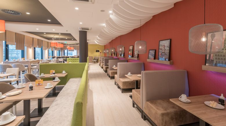 <b>Holiday Inn Duesseldorf City-Toulouser Restaurant</b>. Images powered by <a href="https://www.leonardoworldwide.com/" title="Leonardo Worldwide" target="_blank">Leonardo</a>.