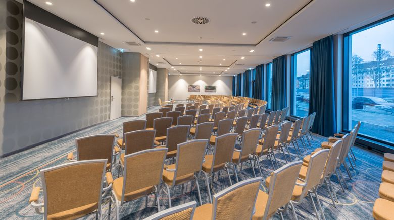 <b>Holiday Inn Duesseldorf City-Toulouser Meeting</b>. Images powered by <a href="https://www.leonardoworldwide.com/" title="Leonardo Worldwide" target="_blank">Leonardo</a>.