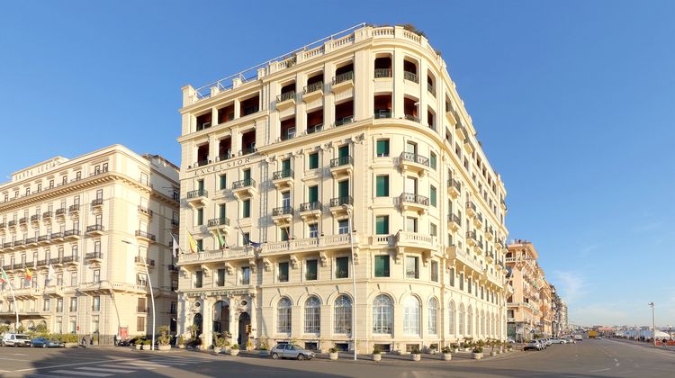 Eurostars Hotel Excelsior Exterior