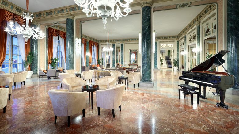 <b>Eurostars Hotel Excelsior Lobby</b>. Images powered by <a href="https://www.leonardoworldwide.com/" title="Leonardo Worldwide" target="_blank">Leonardo</a>.