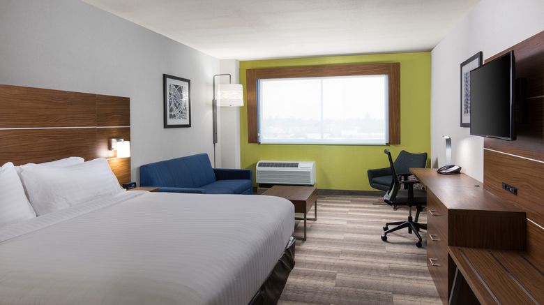<b>Holiday Inn Express Visalia Room</b>. Images powered by <a href="https://www.leonardoworldwide.com/" title="Leonardo Worldwide" target="_blank">Leonardo</a>.