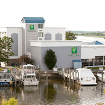 Holiday Inn Grand Haven Waterfront