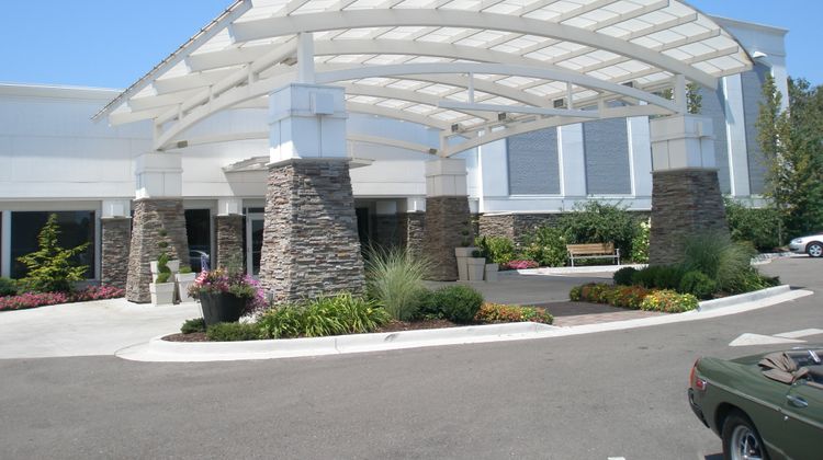 Holiday Inn Grand Haven Waterfront Exterior