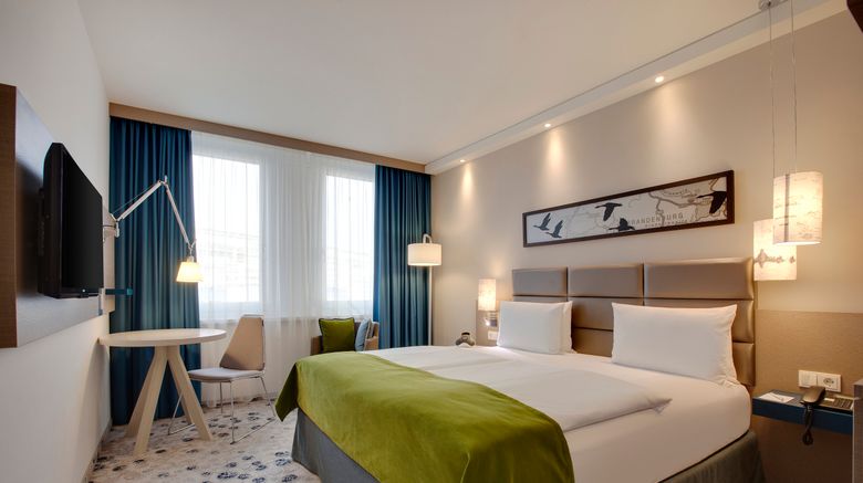 <b>Holiday Inn Berlin - City East Side Room</b>. Images powered by <a href="https://www.leonardoworldwide.com/" title="Leonardo Worldwide" target="_blank">Leonardo</a>.