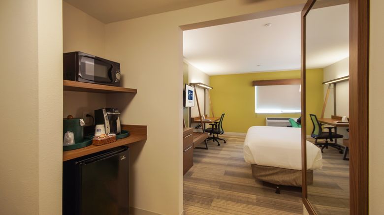 <b>Holiday Inn Express Mira Mesa Room</b>. Images powered by <a href="https://www.leonardoworldwide.com/" title="Leonardo Worldwide" target="_blank">Leonardo</a>.