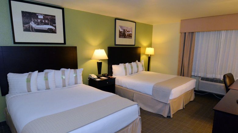 <b>Holiday Inn Fort Myers - Downtown Area Room</b>. Images powered by <a href="https://www.leonardoworldwide.com/" title="Leonardo Worldwide" target="_blank">Leonardo</a>.