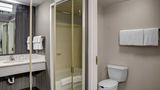 <b>Courtyard by Marriott Cleveland/Westlake Room</b>. Images powered by <a href="https://www.leonardoworldwide.com/" title="Leonardo Worldwide" target="_blank">Leonardo</a>.
