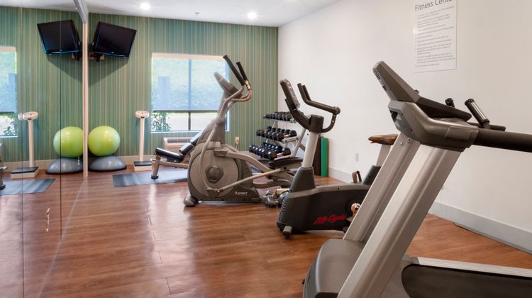 Holiday Inn Express Hotel & Suites Health Club