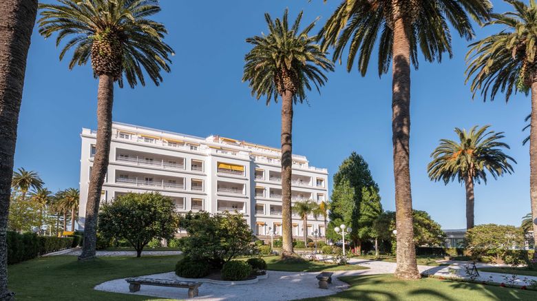 <b>Eurostars Gran Hotel La Toja Exterior</b>. Images powered by <a href="https://www.leonardoworldwide.com/" title="Leonardo Worldwide" target="_blank">Leonardo</a>.