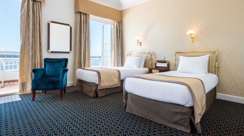 <b>Eurostars Gran Hotel La Toja Room</b>. Images powered by <a href="https://www.leonardoworldwide.com/" title="Leonardo Worldwide" target="_blank">Leonardo</a>.