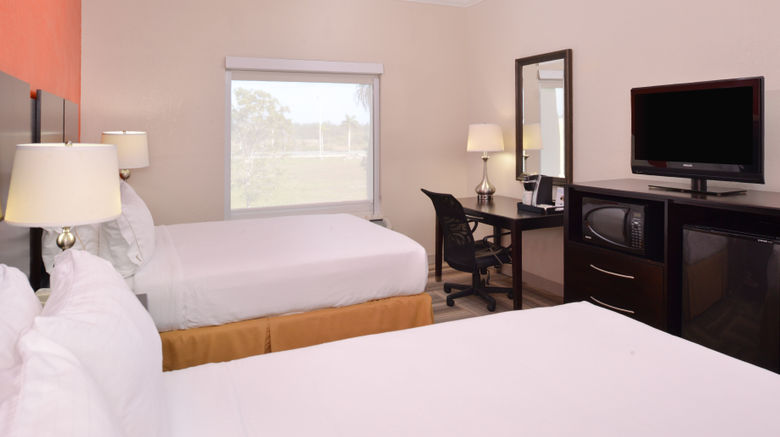 <b>Holiday Inn Express Hotel & Suites Room</b>. Images powered by <a href="https://www.leonardoworldwide.com/" title="Leonardo Worldwide" target="_blank">Leonardo</a>.