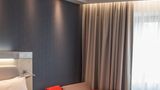 <b>Holiday Inn Express Slough Room</b>. Images powered by <a href="https://www.leonardoworldwide.com/" title="Leonardo Worldwide" target="_blank">Leonardo</a>.