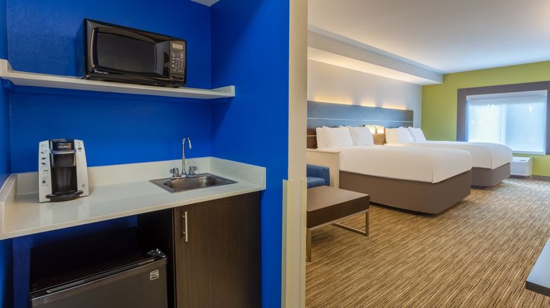 <b>Holiday Inn Express Charlotte Arrowood Suite</b>. Images powered by <a href="https://www.leonardoworldwide.com/" title="Leonardo Worldwide" target="_blank">Leonardo</a>.
