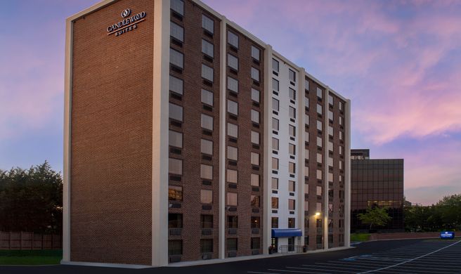 Candlewood Suites Alexandria West Exterior