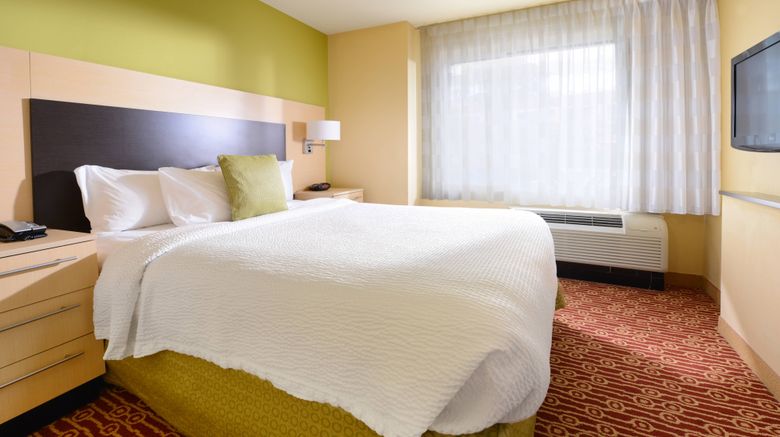 <b>TownePlace Suites Suite</b>. Images powered by <a href="https://www.leonardoworldwide.com/" title="Leonardo Worldwide" target="_blank">Leonardo</a>.