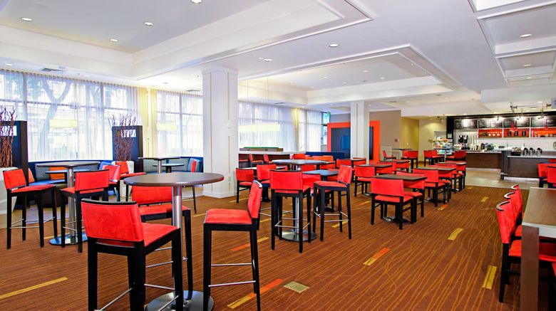 <b>Courtyard Oakland Downtown Restaurant</b>. Images powered by <a href="https://www.leonardoworldwide.com/" title="Leonardo Worldwide" target="_blank">Leonardo</a>.