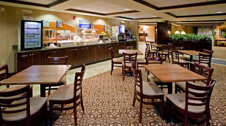 <b>Holiday Inn Express Restaurant</b>. Images powered by <a href="https://www.leonardoworldwide.com/" title="Leonardo Worldwide" target="_blank">Leonardo</a>.