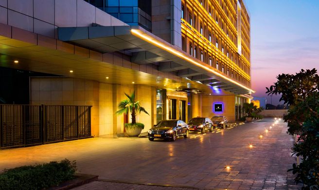 JW Marriott Hotel New Delhi Aerocity Exterior