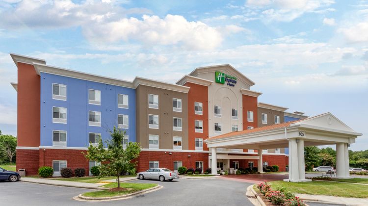 Holiday Inn Express Charlotte Arrowood Exterior