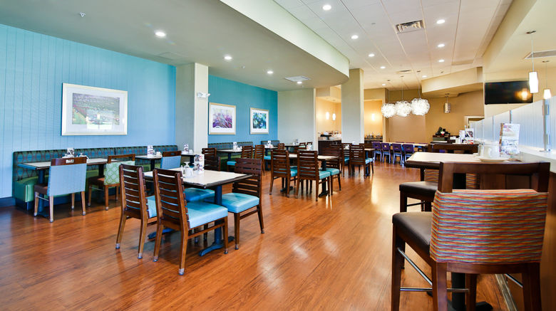 <b>Holiday Inn Bismarck Restaurant</b>. Images powered by <a href="https://www.leonardoworldwide.com/" title="Leonardo Worldwide" target="_blank">Leonardo</a>.