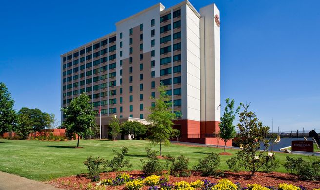 Crowne Plaza Memphis Downtown Exterior