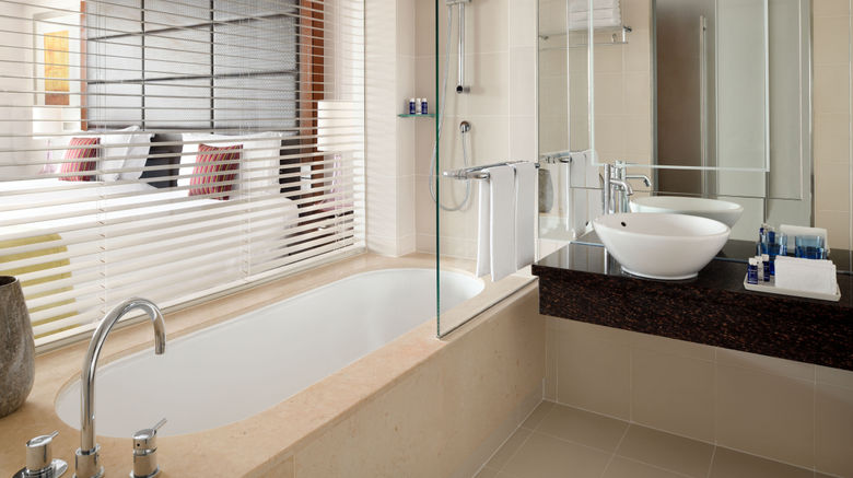 <b>Crowne Plaza Dubai-Festival City Room</b>. Images powered by <a href="https://www.leonardoworldwide.com/" title="Leonardo Worldwide" target="_blank">Leonardo</a>.