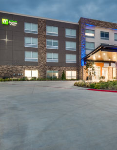 Holiday Inn Express/Suites Dallas North