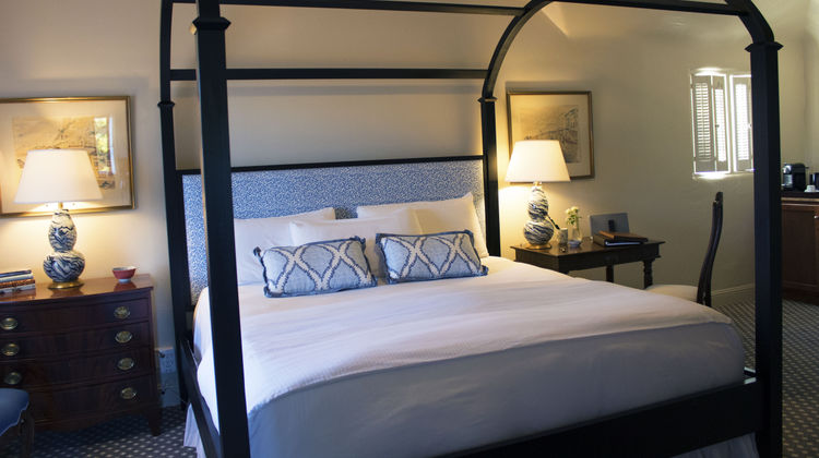 L'Auberge Carmel Room