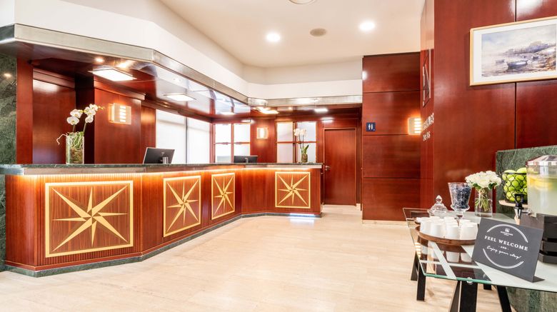<b>Eurostars Ciudad de la Coruna Lobby</b>. Images powered by <a href="https://www.leonardoworldwide.com/" title="Leonardo Worldwide" target="_blank">Leonardo</a>.