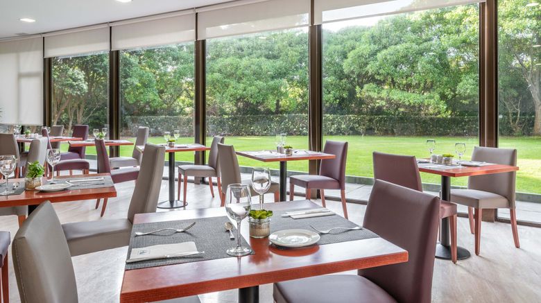 <b>Eurostars Ciudad de la Coruna Restaurant</b>. Images powered by <a href="https://www.leonardoworldwide.com/" title="Leonardo Worldwide" target="_blank">Leonardo</a>.