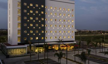 Ibis Mazatlan Marina