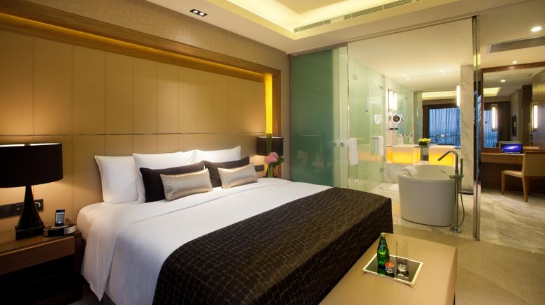 <b>InterContinental Hotel Harbour City Suite</b>. Images powered by <a href="https://www.leonardoworldwide.com/" title="Leonardo Worldwide" target="_blank">Leonardo</a>.