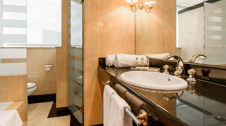 <b>Eurostars Gran Hotel Santiago Room</b>. Images powered by <a href="https://www.leonardoworldwide.com/" title="Leonardo Worldwide" target="_blank">Leonardo</a>.