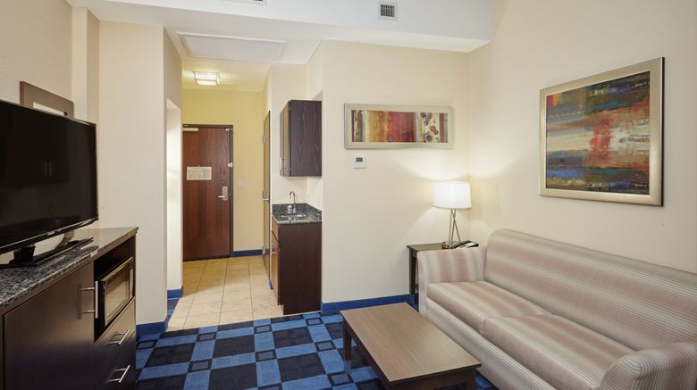 <b>Holiday Inn Express/Suites Columbia Univ Suite</b>. Images powered by <a href="https://www.leonardoworldwide.com/" title="Leonardo Worldwide" target="_blank">Leonardo</a>.