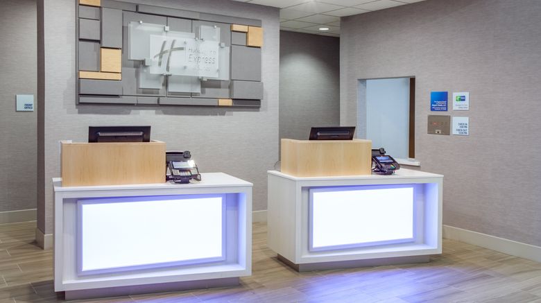 <b>Holiday Inn Express Texarkana Lobby</b>. Images powered by <a href="https://www.leonardoworldwide.com/" title="Leonardo Worldwide" target="_blank">Leonardo</a>.